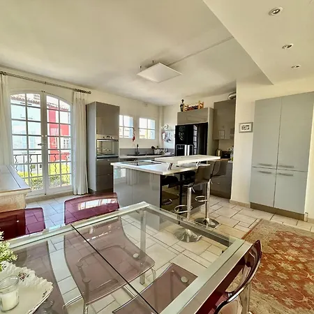 Port Le Grand Pin Apartment Grimaud
