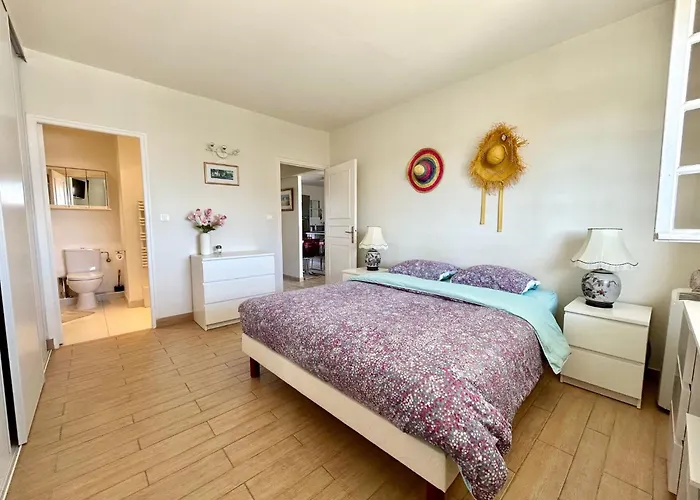 Apartment Port Le Grand Pin Grimaud
